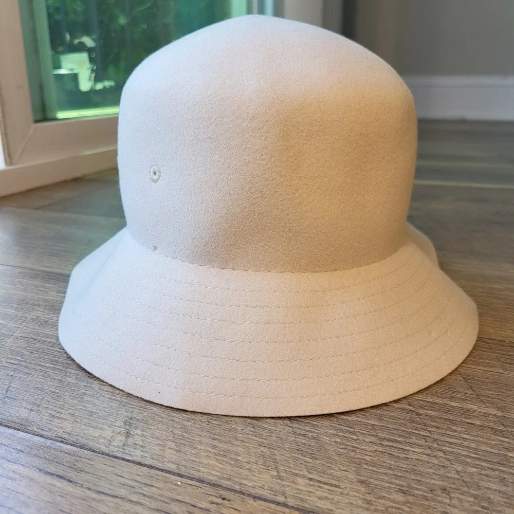 Phenix 100% Wool Bucket Hat Cream Off White Felt One Size Adjustable Brim Hat